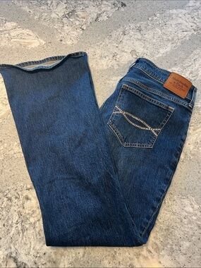 Abercrombie & Fitch Women's Dark Blue Bootcut Jeans Size 28 Inseam 31”
